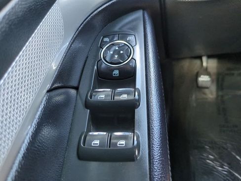 Used 2017 Ford Explorer XLT AWD/4WD image 22