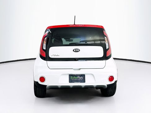 Used 2017 Kia Soul + w/ Designer's Package FWD image 7