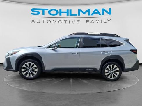 Used 2024 Subaru Outback Limited AWD/4WD image 8