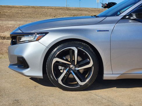 Used 2022 Honda Accord Sport image 13