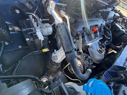 Used 2016 Honda HR-V EX image 39