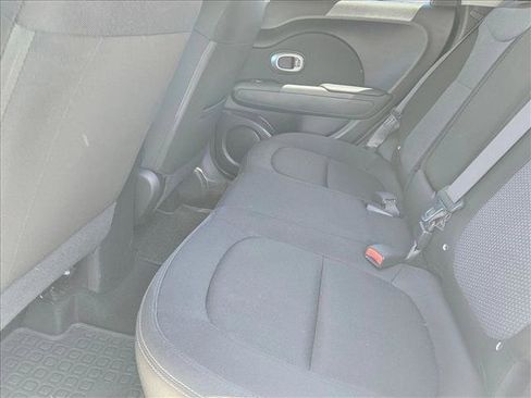 Used 2018 Kia Soul + FWD image 18