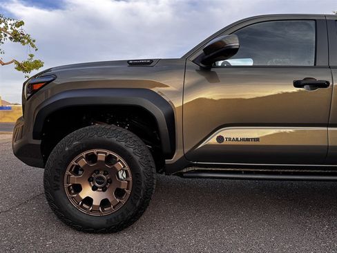 Used 2026 Toyota Tacoma Trailhunter AWD/4WD image 14