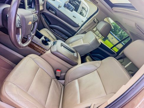 Used 2015 Chevrolet Tahoe LT RWD image 9