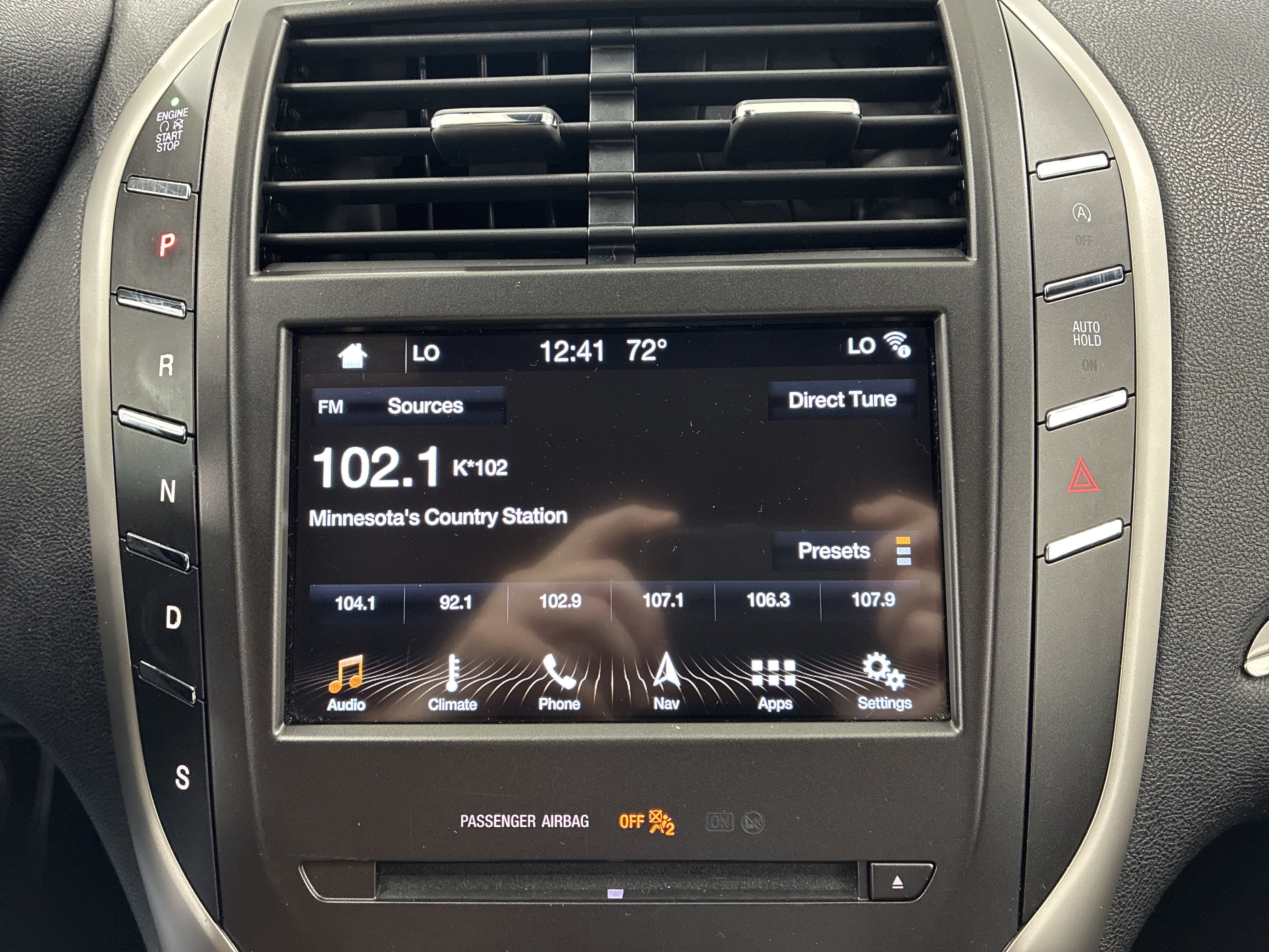Used 2017 Lincoln MKC Select w/ Select Plus Package FWD image 26