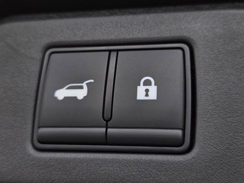 New 2026 Nissan Rogue SV w/ Cold Weather Package FWD image 10