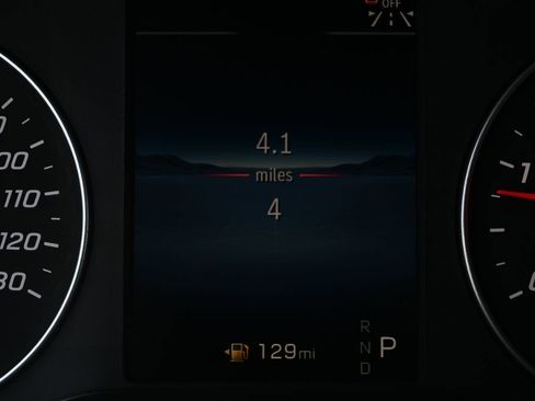 Used 2025 Mercedes-Benz Sprinter 2500 image 13