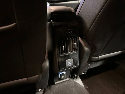 Used 2025 Jeep Compass Trailhawk w/ Trailer Tow Group image 23