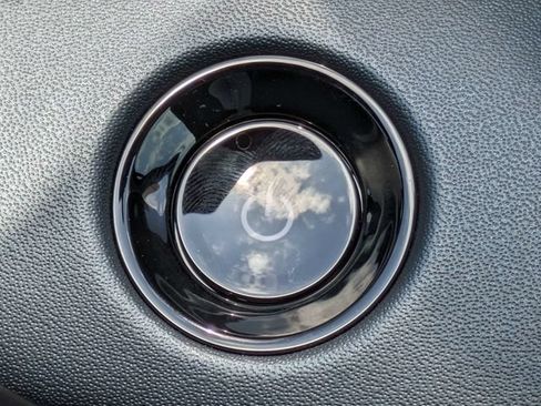 New 2026 Nissan Leaf Platinum+ FWD image 33