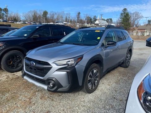 Used 2024 Subaru Outback Limited XT image 9