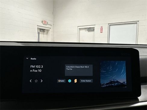 Used 2024 Kia Sorento S image 35