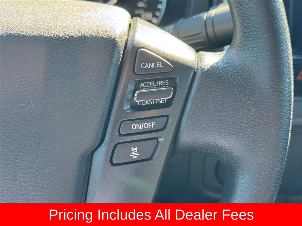 Used 2025 Nissan Frontier SV RWD image 18