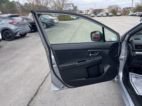 Used 2012 Subaru Impreza 2.0i Premium image 11