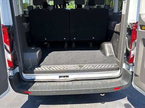 Used 2023 Ford Transit 350 XLT RWD image 22