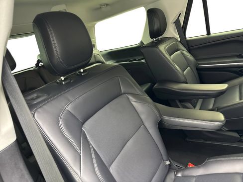 Used 2025 Lincoln Navigator Reserve AWD/4WD image 44