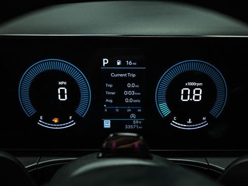 Used 2024 Hyundai Santa Fe SEL image 19