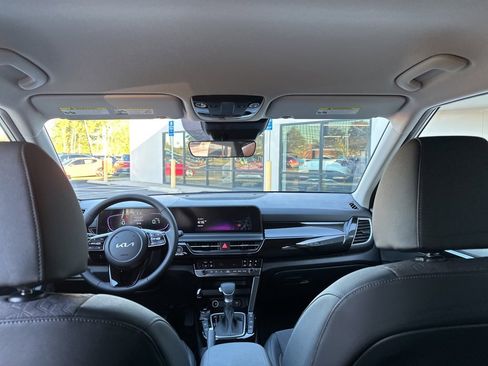 New 2026 Kia Seltos S image 23
