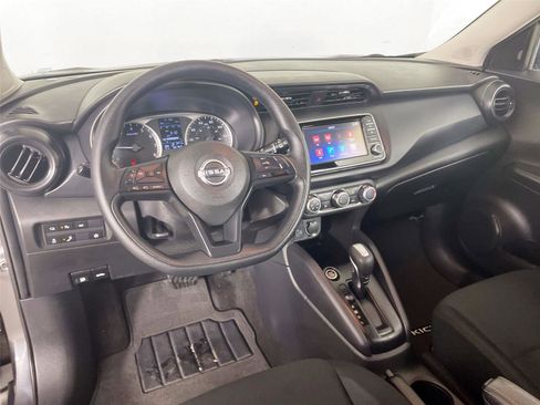 Used 2023 Nissan Kicks S image 21