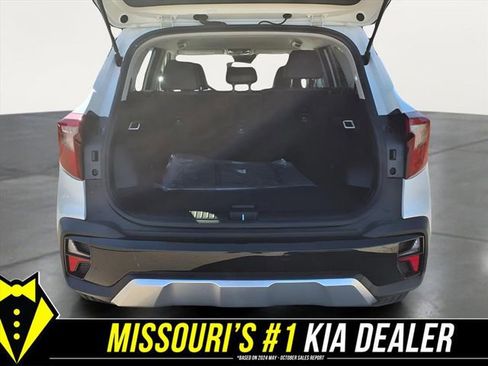 New 2026 Kia Seltos S AWD/4WD image 24