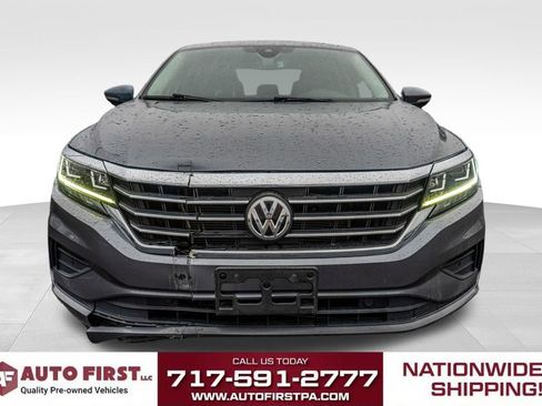 Used 2020 Volkswagen Passat 2.0T SEL image 2