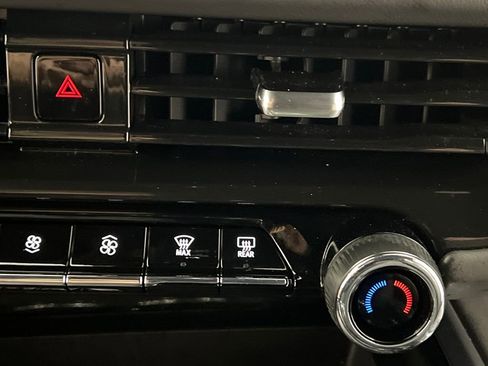 Used 2025 Chevrolet Tahoe LT image 54