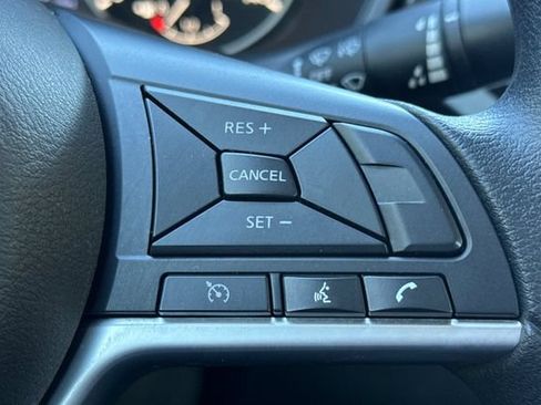 Used 2025 Nissan Altima 2.5 SV AWD/4WD image 37
