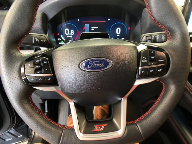 Used 2025 Ford Explorer ST AWD/4WD image 13