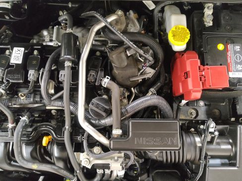 Used 2022 Nissan Sentra SV FWD image 30