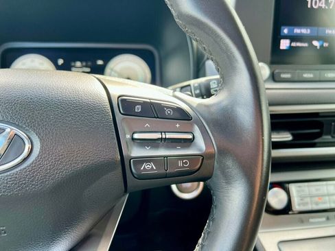 Used 2022 Hyundai Kona SEL w/ Convenience Package image 16