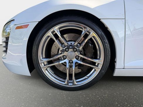 Used 2011 Audi R8 V8 image 16