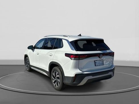 New 2026 Volkswagen Tiguan S FWD image 4