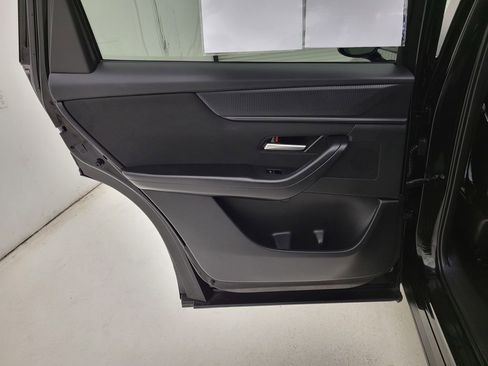 Used 2024 MAZDA CX-90 3.3 Turbo w/ Select Package image 39