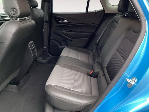 Used 2025 Chevrolet Trax LT image 26