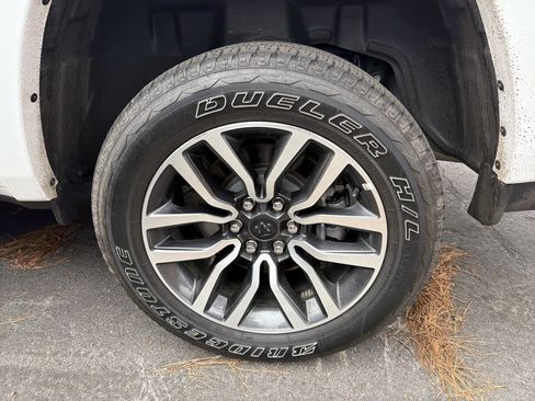 Used 2025 RAM 1500 Limited image 17