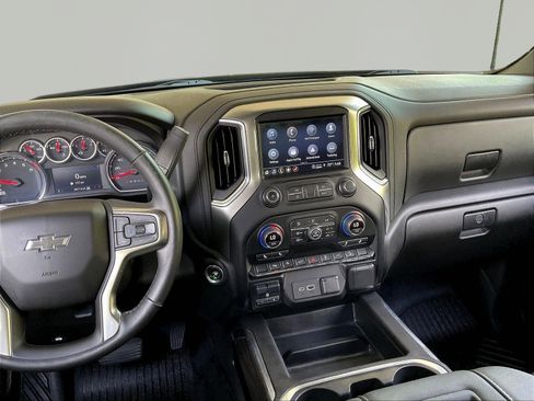 Used 2021 Chevrolet Silverado 1500 LT Trail Boss w/ Convenience Package II AWD/4WD image 10
