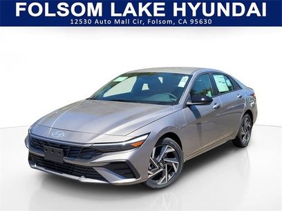 New 2025 Hyundai Elantra SEL