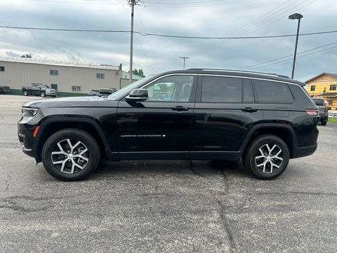 Used 2023 Jeep Grand Cherokee L Limited AWD/4WD image 7