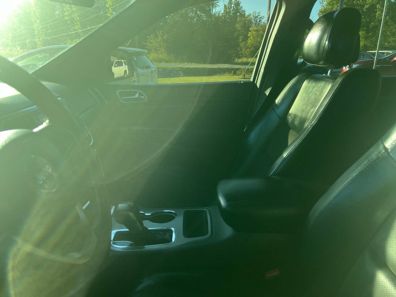 Used 2021 Jeep Grand Cherokee Laredo X RWD image 15