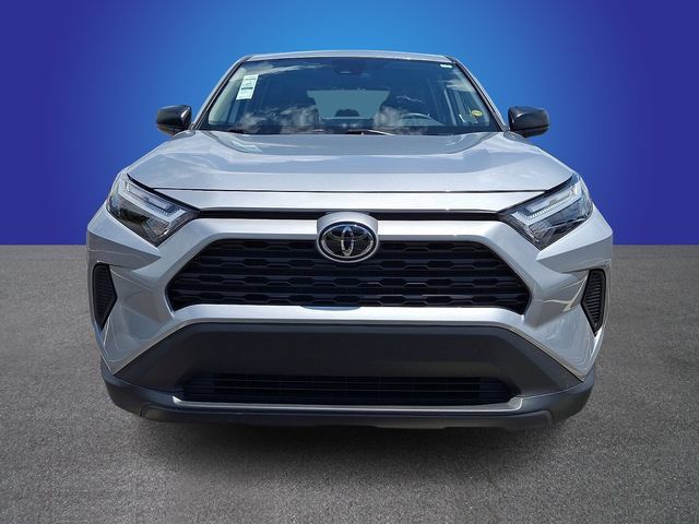 Used 2025 Toyota RAV4 LE FWD image 2