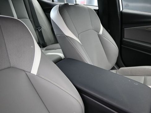 Used 2025 Toyota Camry SE w/ Convenience Package image 26