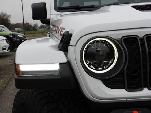 New 2026 Jeep Gladiator Mojave image 5