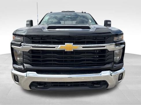 New 2026 Chevrolet Silverado 2500 LT w/ Safety Package image 3