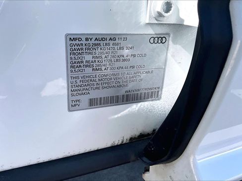 Used 2024 Audi Q7 3.0T Prestige image 37