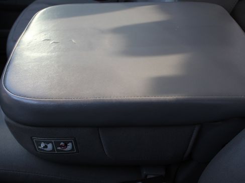 Used 2006 Dodge Ram 1500 Truck SLT image 32