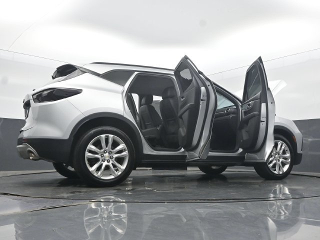 Used 2020 Chevrolet Blazer LT w/ Sound & Technology Package AWD/4WD image 57