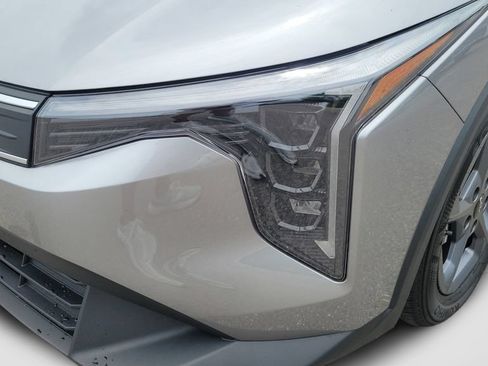 Used 2025 Kia K4 FWD image 53