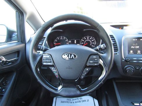 Used 2018 Kia Forte S w/ S Technology Plus Package image 22