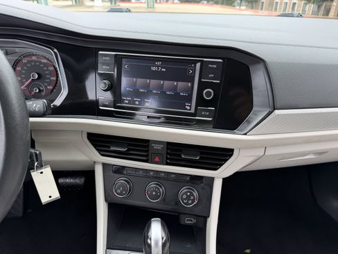 Used 2019 Volkswagen Jetta S w/ Driver Assistance Package FWD image 24