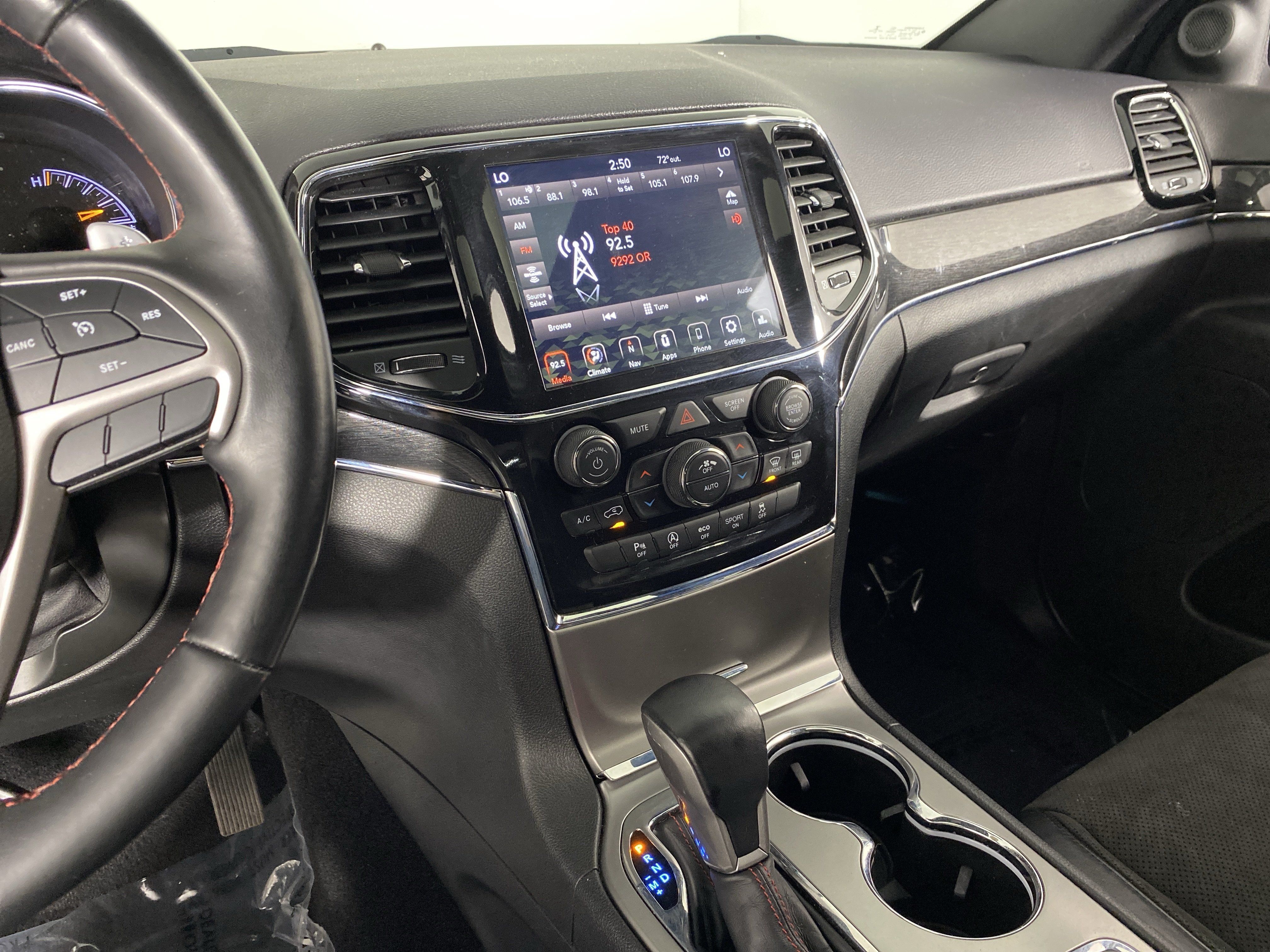 Used 2021 Jeep Grand Cherokee Trailhawk AWD/4WD image 29