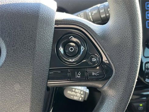 Used 2019 Toyota Prius LE image 22